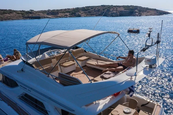 Princess 470 - Boatscribe.com