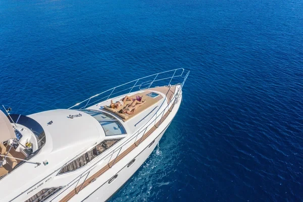 Princess 470 - Boatscribe.com