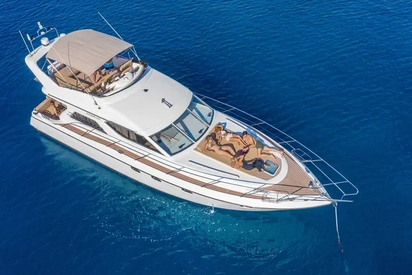 Princess 470 - Boatscribe.com