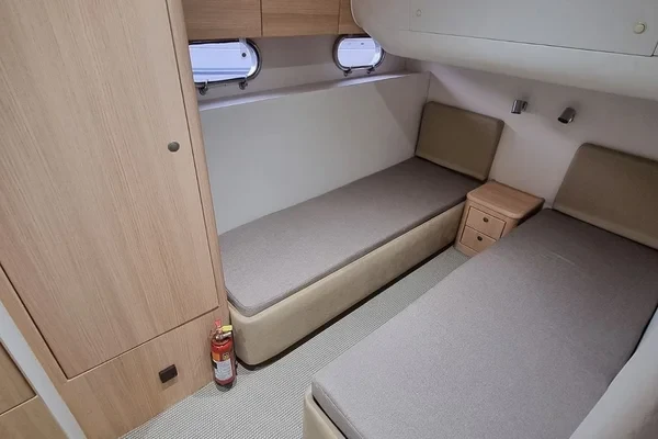 Princess 470 - Boatscribe.com