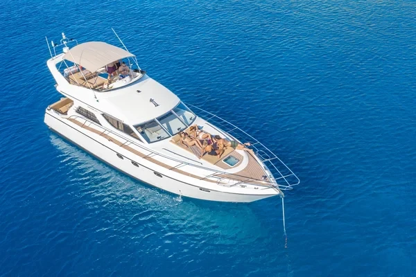 Princess 470 - Boatscribe.com