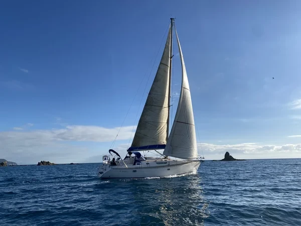 Sun Odyssey 42.2 - Boatscribe.com