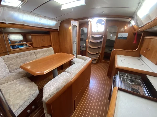 Sun Odyssey 42.2 - Boatscribe.com