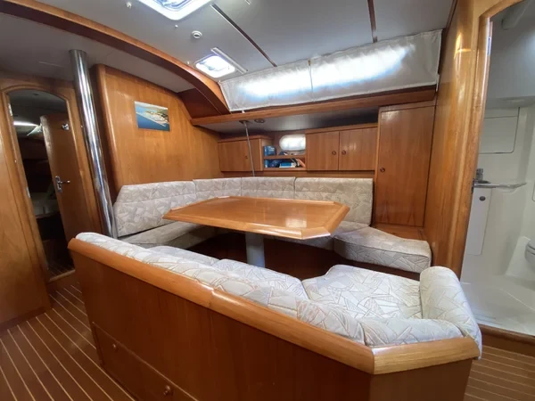Sun Odyssey 42.2 - Boatscribe.com