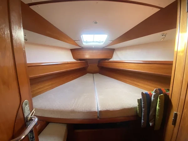 Sun Odyssey 42.2 - Boatscribe.com
