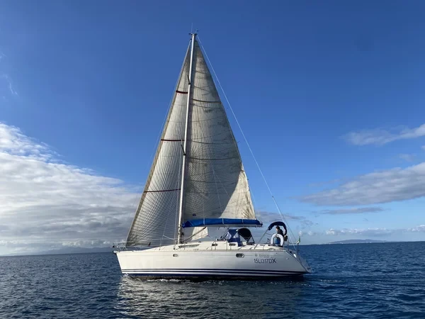 Sun Odyssey 42.2 - Boatscribe.com