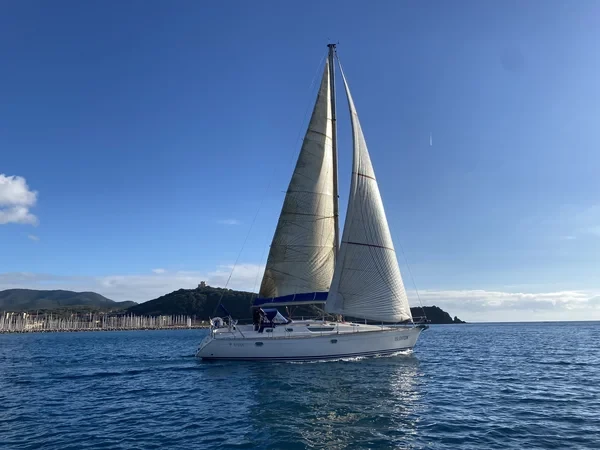 Sun Odyssey 42.2 - Boatscribe.com