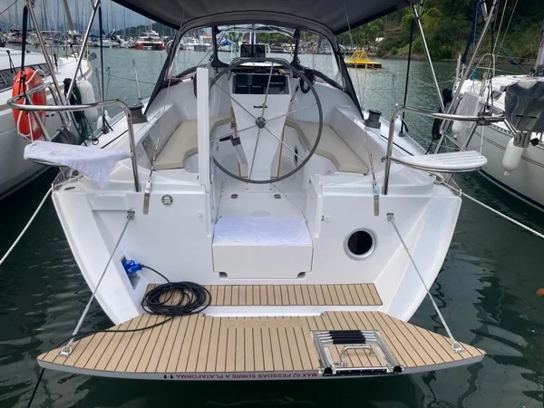 Delta 36 - Boatscribe.com