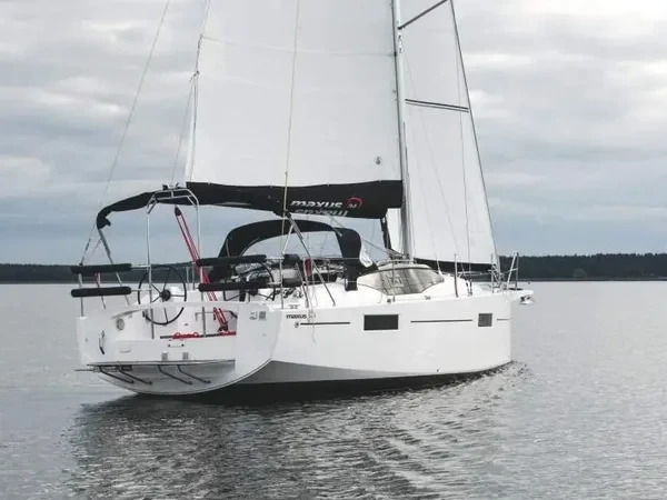Maxus 34 - Boatscribe.com