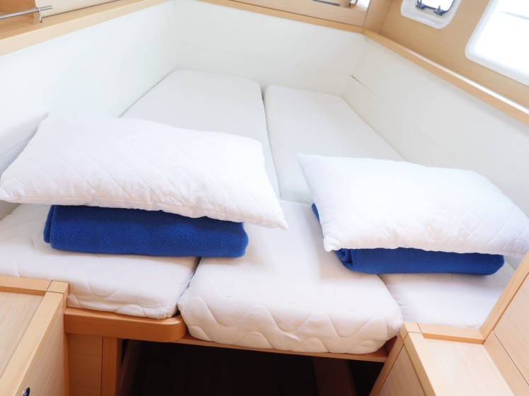 Lagoon 450 - Boatscribe.com