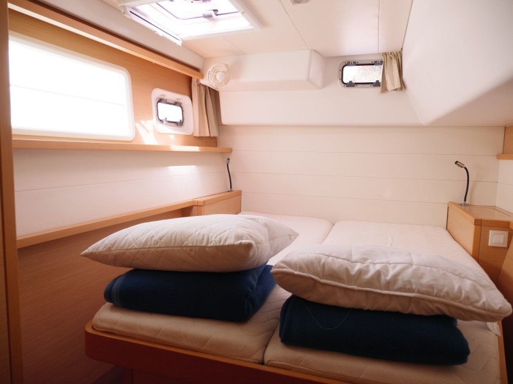 Lagoon 450 - Boatscribe.com