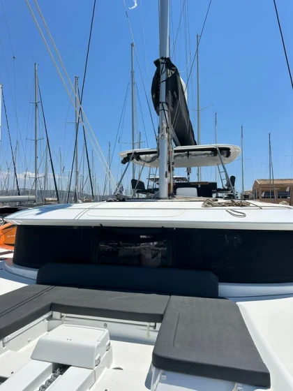 Lagoon 46 - Boatscribe.com