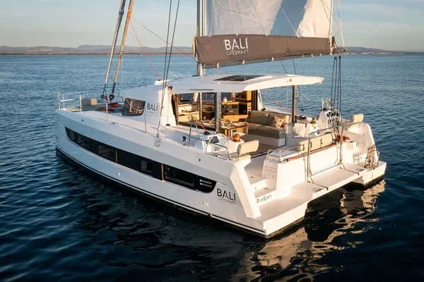 Bali Catsmart - Boatscribe.com
