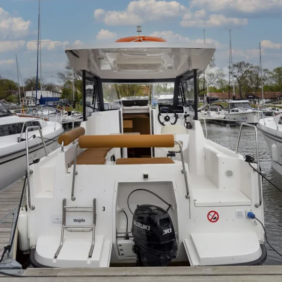 Nexus Revo 870 Prestige - Boatscribe.com