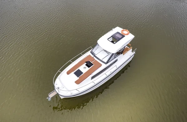 Nexus Revo 870 Prestige - Boatscribe.com