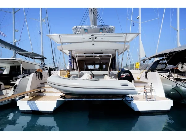 Bali 4.8 - Boatscribe.com