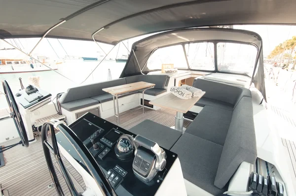 Hanse 510 - Boatscribe.com