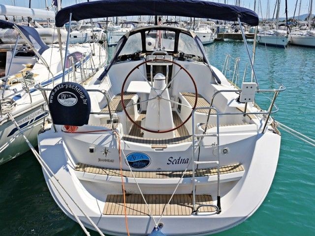 Sun Odyssey 36 - Boatscribe.com