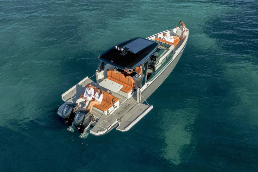 Saxdor 320 GTO - Boatscribe.com