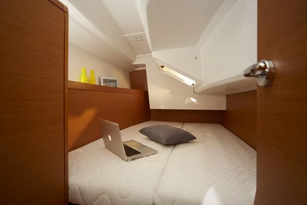 Sun Odyssey 349 - Boatscribe.com