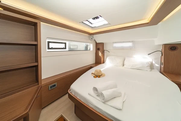 Lagoon 46 - Boatscribe.com