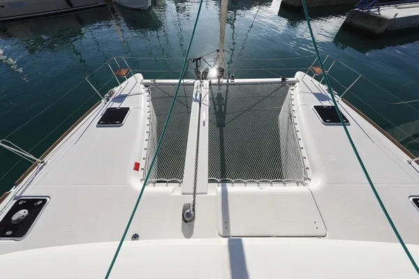 Lagoon 400 S2 - Boatscribe.com