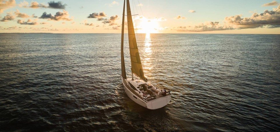 Maxus 35 - Boatscribe.com