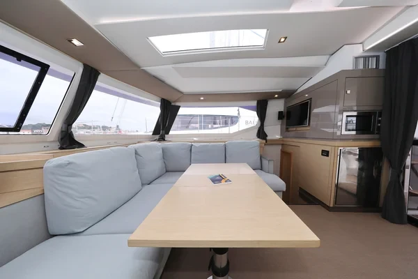 Saona 47 - Boatscribe.com