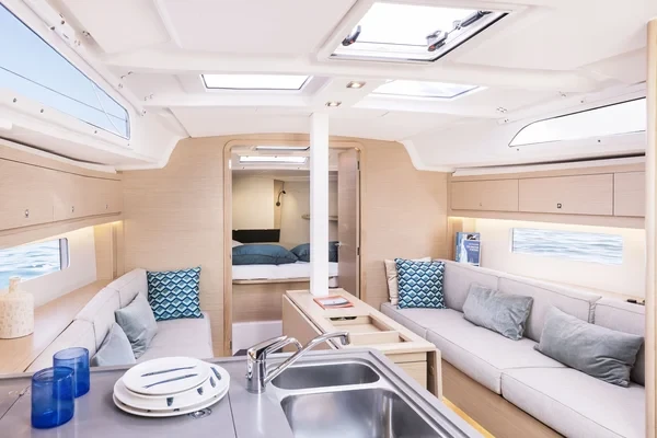 Dufour 37 - Boatscribe.com