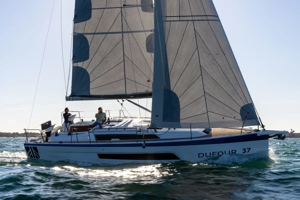 Dufour 37 - Boatscribe.com