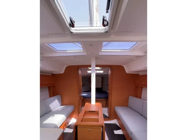 Dufour 37 - Boatscribe.com