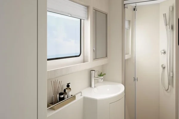 Island Spirit 525E - Boatscribe.com