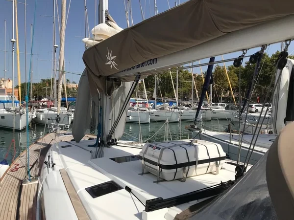 Sun Odyssey 519 - Boatscribe.com