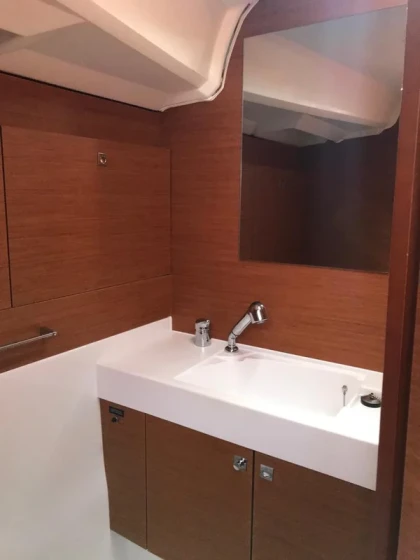 Sun Odyssey 519 - Boatscribe.com