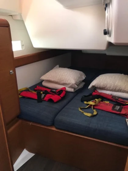 Sun Odyssey 519 - Boatscribe.com