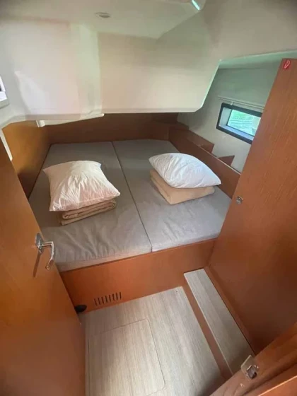 Bavaria C42 - Boatscribe.com