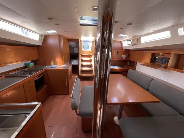 Oceanis 48 - Boatscribe.com