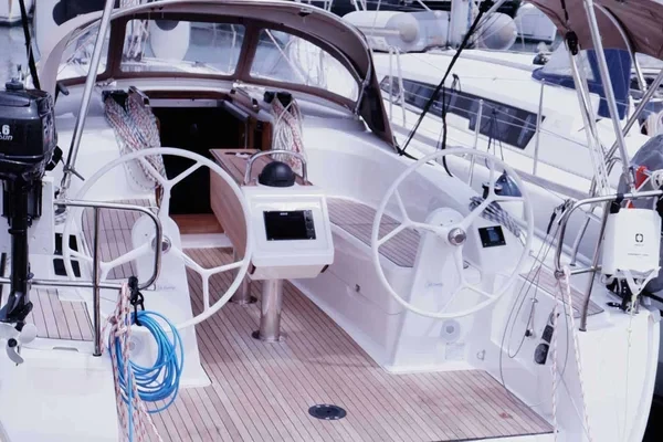 Bavaria 34 Cruiser - Boatscribe.com