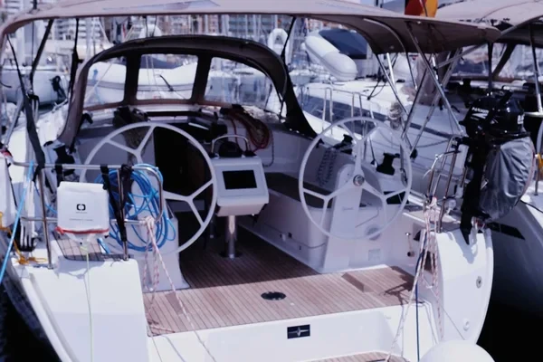 Bavaria 37 Cruiser - Boatscribe.com