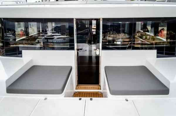 Mazarin 55 - Boatscribe.com