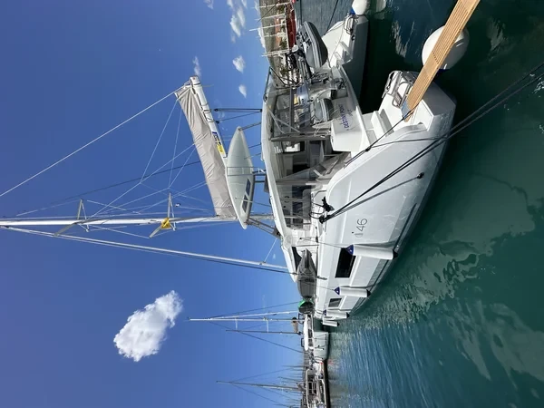 Lagoon 46 - Boatscribe.com