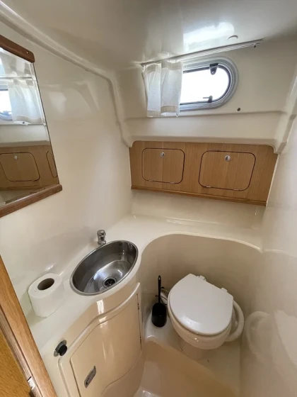 Adria 1002 Vektor - Boatscribe.com