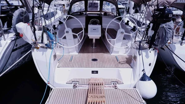 Bavaria 37 Cruiser - Boatscribe.com