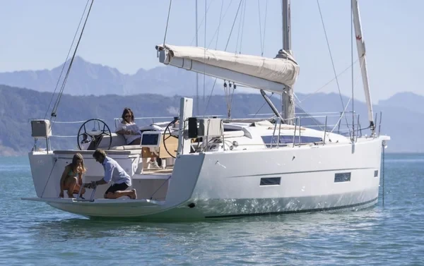 Gib Sea 43 - Boatscribe.com
