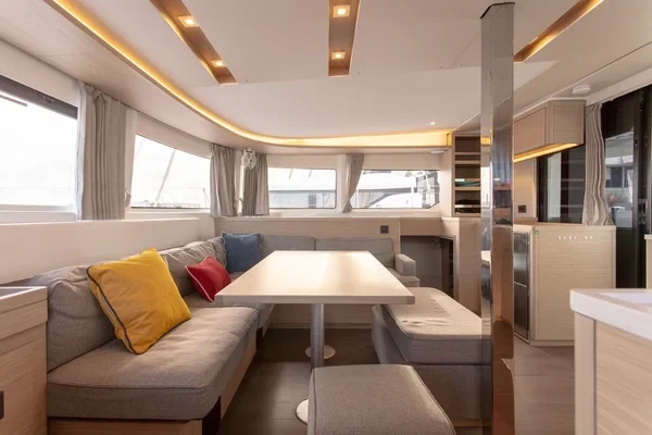 Lagoon 46 - Boatscribe.com