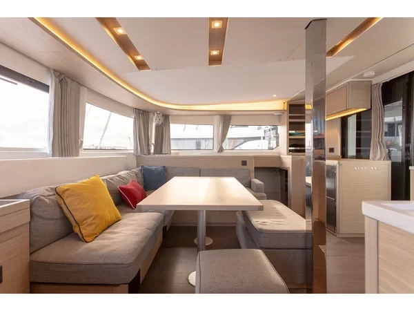Lagoon 46 - Boatscribe.com