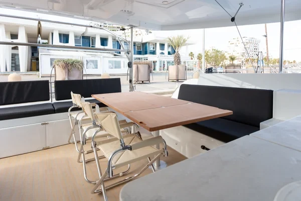 Lagoon 46 - Boatscribe.com