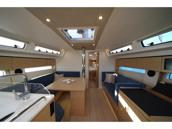 Hanse 410 - Boatscribe.com