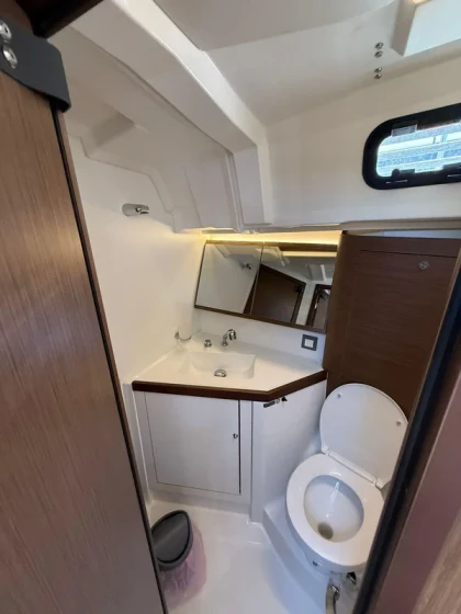 Oceanis 46.1 - Boatscribe.com