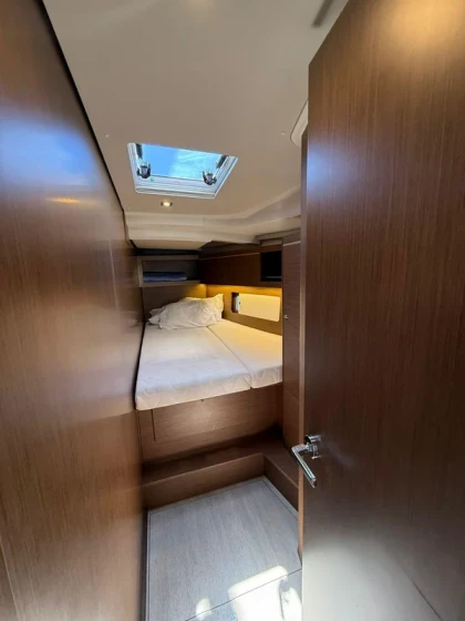 Oceanis 46.1 - Boatscribe.com